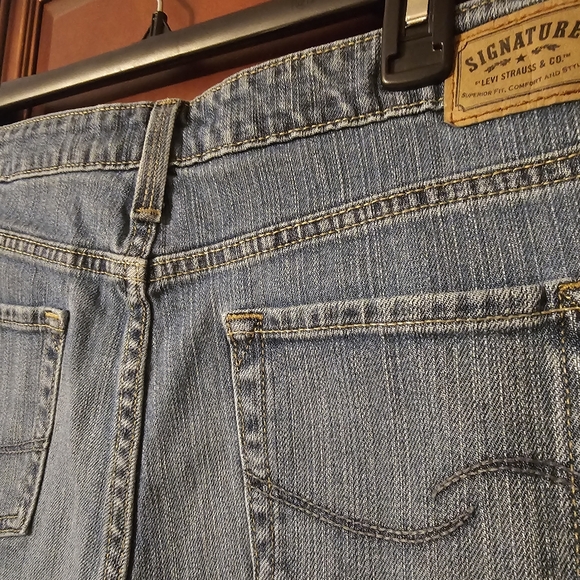 $5 Signature by Levis Strauss Women's Jeans Mid-rise Bootcut Size 12 Pre-Owned. - Picture 8 of 8